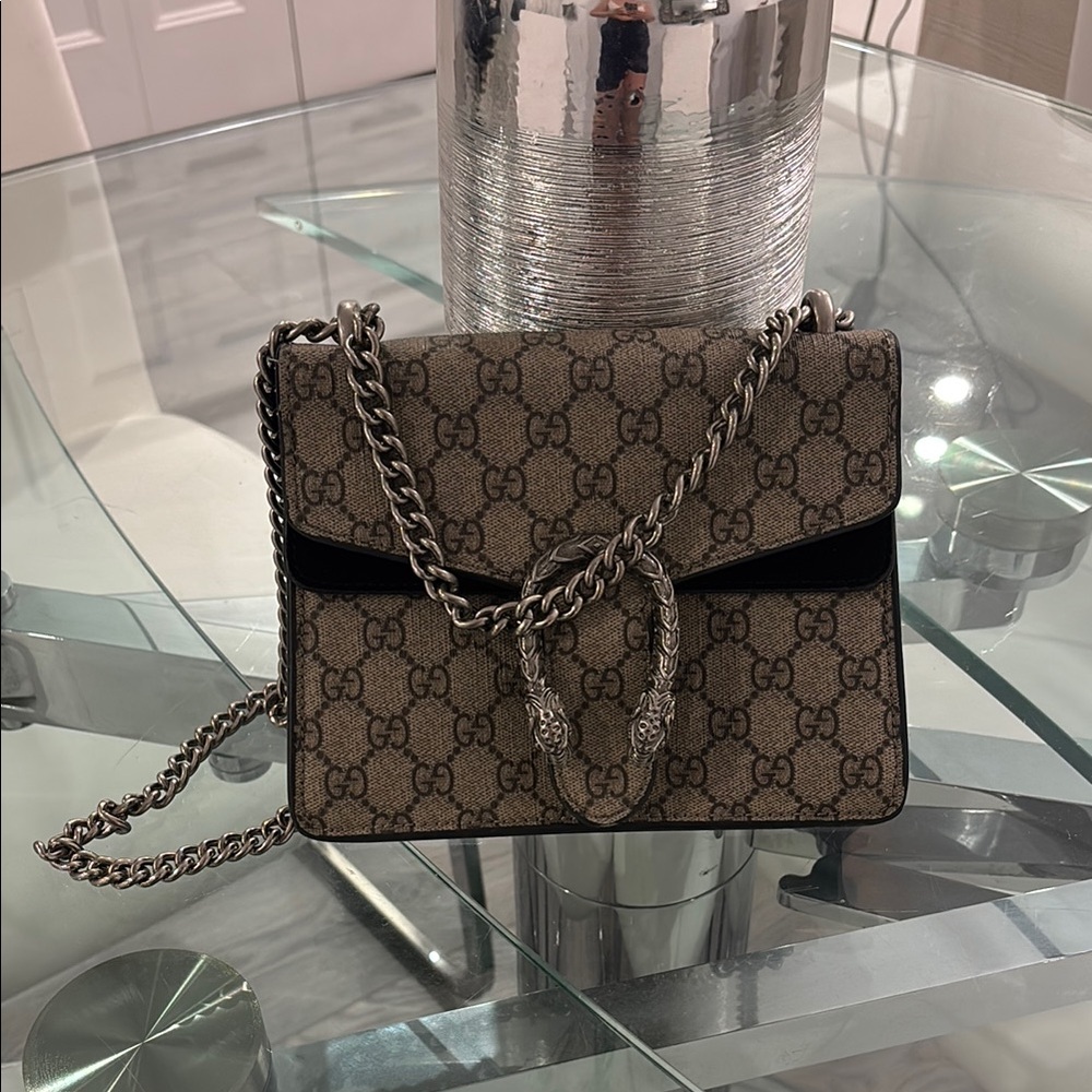 leather and Black Shoulder Bag with Chain Strap